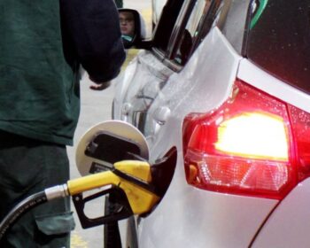 x77744463_EC-RI-Rio-de-Janeiro-05-06-2018-Preco-dos-Combustiveis-nos-postos-de-gasolina-Local-Praca-d.jpg.pagespeed.ic_.q0iO7H9-7d-350×280